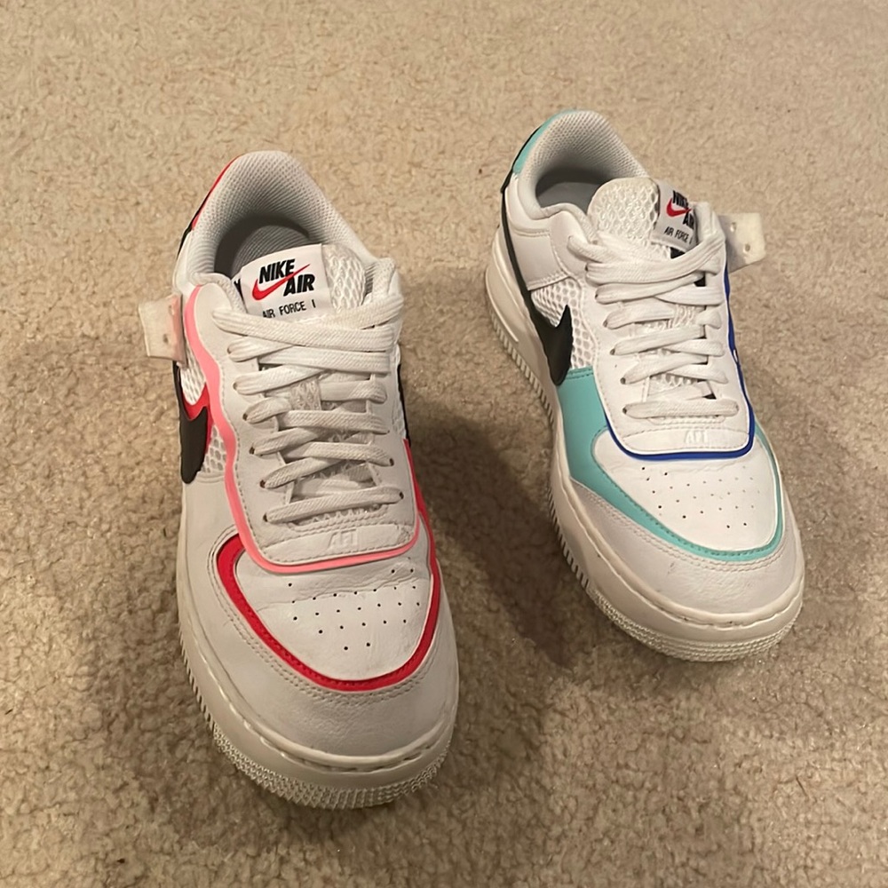 NIKE AIR FORCE 1